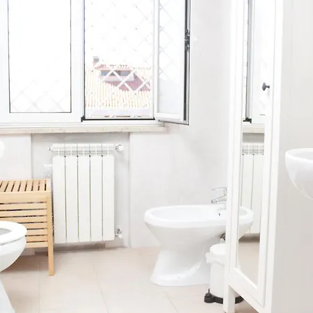 Blue Sky Apartment *